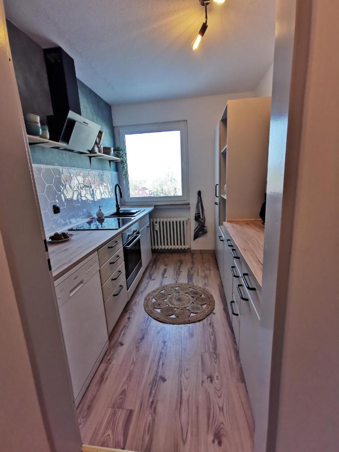 Up Wulkje21 Neu Renovierte Wohnung Mit Pkw Stellplatz Emden Exterior foto