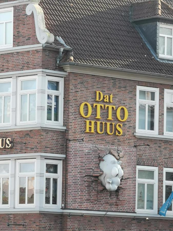 Up Wulkje21 Neu Renovierte Wohnung Mit Pkw Stellplatz Emden Exterior foto